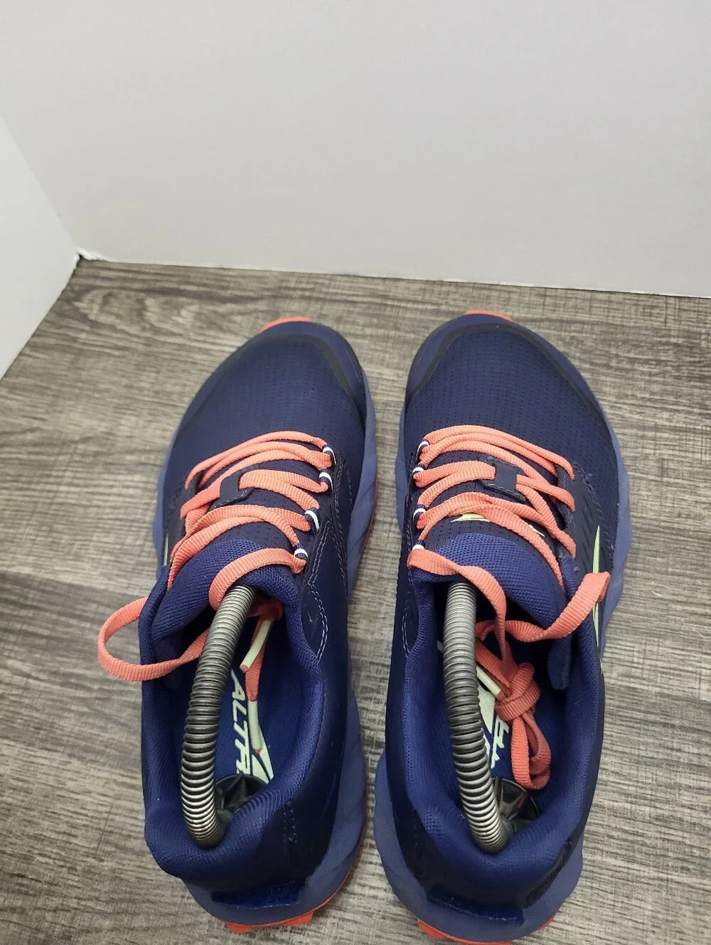 Altra Superior 5 Trail Running Shoes Womens Size 7.5 Navy Blue